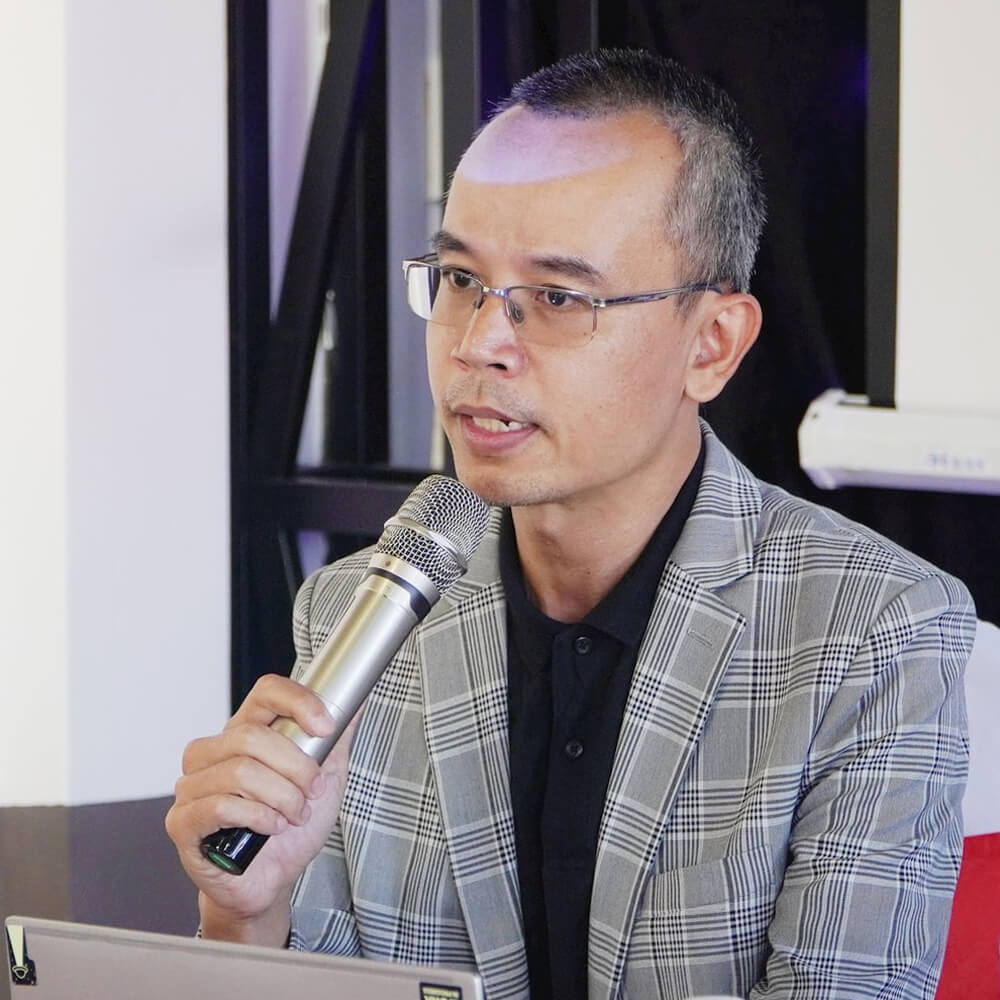 CEO Lưu Tiến Tùng (Tony Luu)
